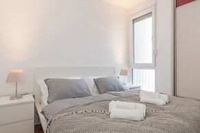 Zozo, Modern Two-Bedroom Suite