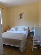 Island Bonaca Apartments