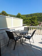 Island Bonaca Apartments