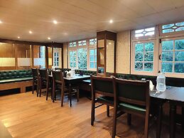 Mount Thistle Boutique Hotel