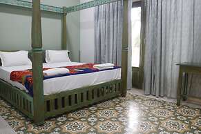 Lavish Exotic Hotel & Apartment