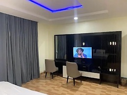 Gold Rhino Hotel