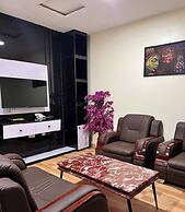 Gold Rhino Hotel