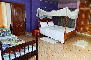 Serian Vacation House