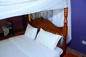 Serian Vacation House