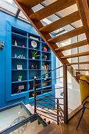 Bright Triplex - 4br/10p - Moulin Rouge
