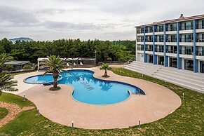 Wavejeju Hotel & Resort