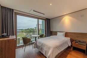 Wavejeju Hotel & Resort