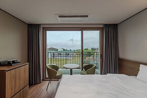 Wavejeju Hotel & Resort