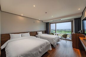 Wavejeju Hotel & Resort