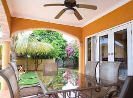 Ocean Villa Private Beachfront & Pool