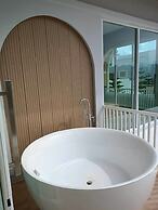 Hill Jai Poolvilla Khao Kho