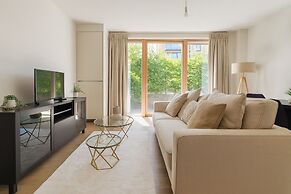 Modern 2-Bed flat in Mill hill Park