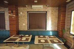 HOTEL SRG INN