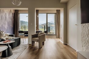 Landscape Cyrhla LoftAffair Collection
