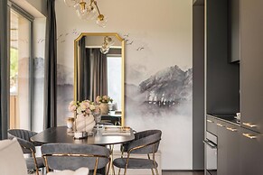 Landscape Cyrhla LoftAffair Collection