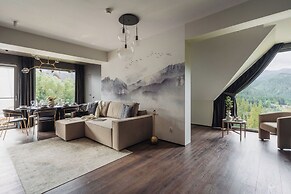 Landscape Cyrhla LoftAffair Collection