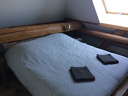 Rustic Apartment in old Dutch Farmhouse