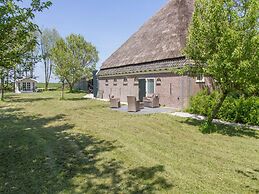 Rustic Apartment in old Dutch Farmhouse