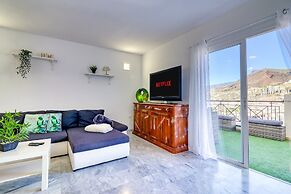 Two-floor Penthouse w Complex Pool Outdoor Terrace