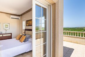 Real Dream Villa by Fidalsa