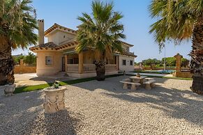 Real Dream Villa by Fidalsa