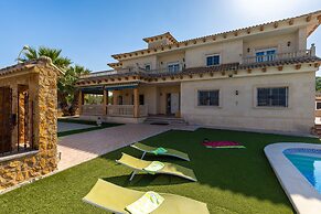 Real Dream Villa by Fidalsa
