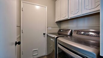 Fairfield in Mesa With 4 Bedrooms and 3 Bathrooms
