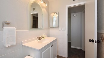 Fairfield in Mesa With 4 Bedrooms and 3 Bathrooms