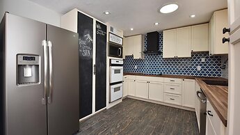 Fairfield in Mesa With 4 Bedrooms and 3 Bathrooms