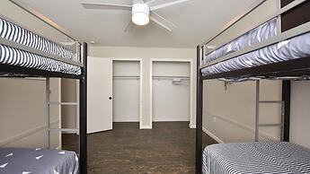 Fairfield in Mesa With 4 Bedrooms and 3 Bathrooms