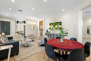 Dublin in Gilbert With 4 Bedrooms and 2 Bathrooms