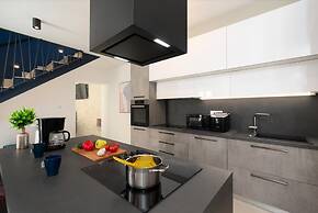 Designer Villa Simone - Modern Heritage Style