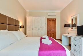 Villa Stephanotis - 3 Bedroom Villa With Pool