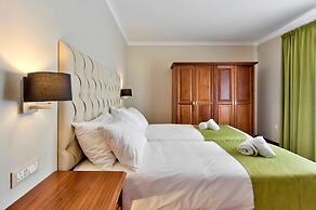 Villa Stephanotis - 3 Bedroom Villa With Pool