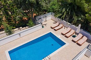Villa Stephanotis - 3 Bedroom Villa With Pool
