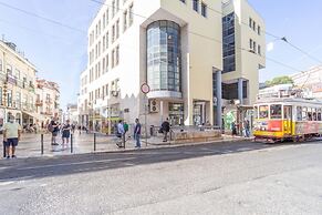 Historical Centre Terrace Aircon by LD Apartments