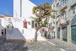 Historical Centre Terrace Aircon by LD Apartments