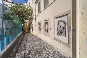 Historical Centre Terrace Aircon by LD Apartments