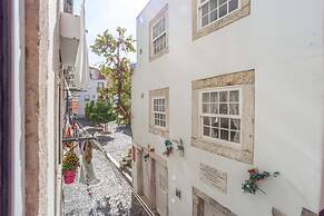 Historical Centre Terrace Aircon by LD Apartments