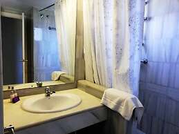 Top Floor 2 Bedroom Duplex 360 Views F-5