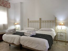 2 Bedroom With Pool View F-7