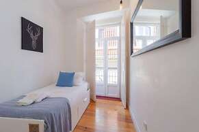 Old Town Chiado Balcony Aircon by LD Apartments