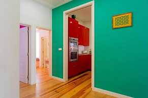 Old Town Chiado Balcony Aircon by LD Apartments
