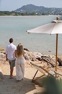 Muscat 3-bedroom Villa With Beach Access