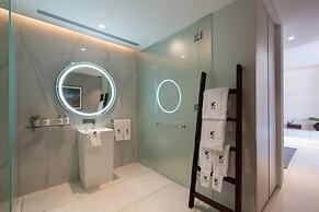 Syrah 3-bedroom Beachfront Villa in Koh Samui