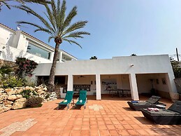 Casa Con Vista - Stunning Villa in Moraira
