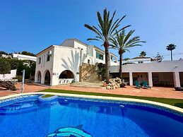 Casa Con Vista - Stunning Villa in Moraira