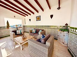 Incredible Views Villa With Private Pool
