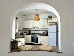 3 Bedroom Villa Walking Distance to Moraira
